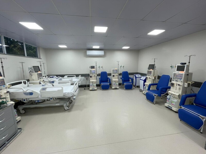 nova-sala-de-hemodialise-do-hospital-28-de-agosto-em-manaus-am-garante-mais-conforto-e-agilidade-no-atendimento